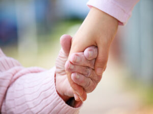 Ciencias Médicas une fuerzas con cuidadores para luchar contra el Alzheimer