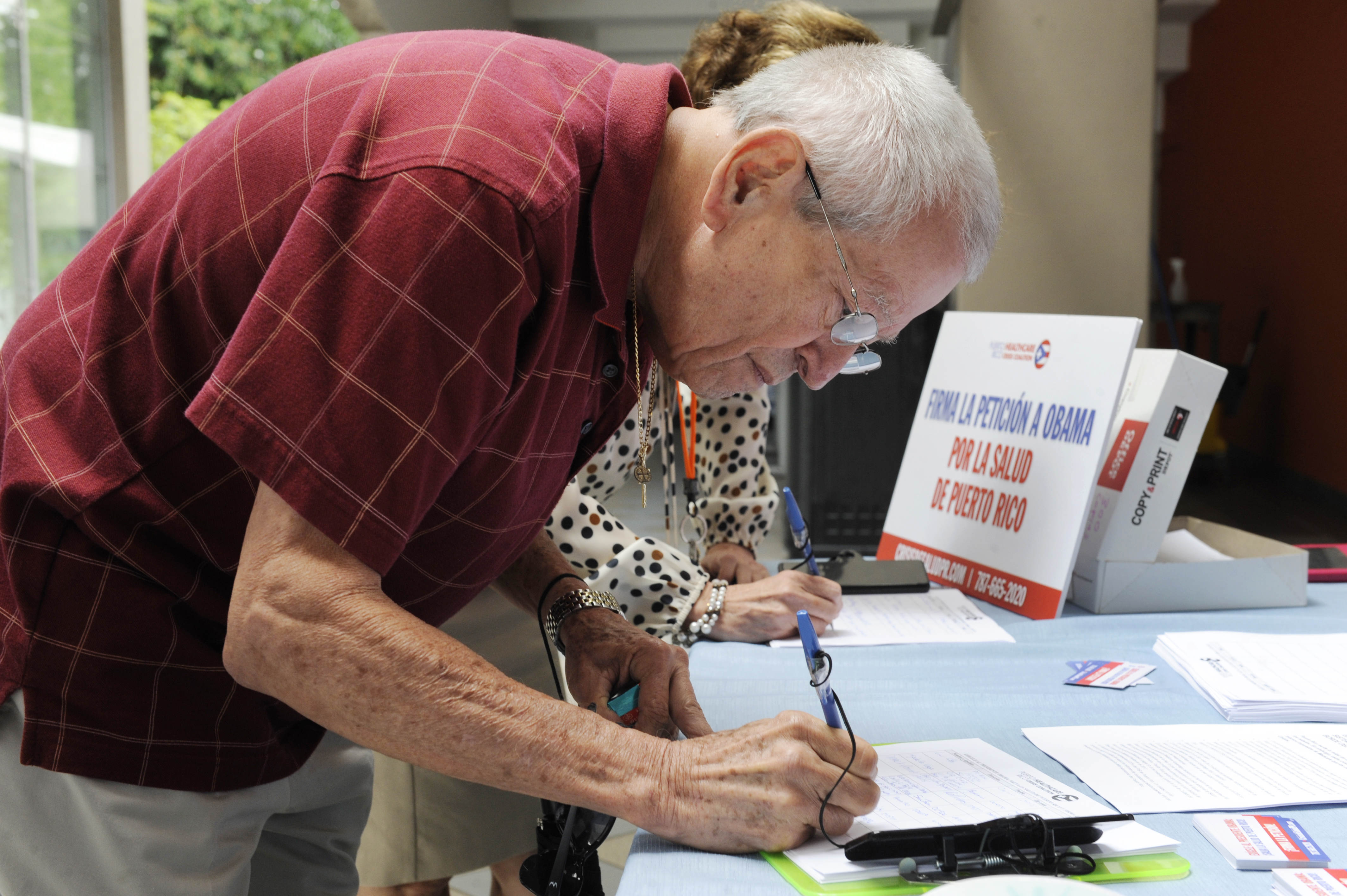 Firmas PR Healthcare Crisis Coalition Arranca en el Recinto de Ciencias Médicas campaña UPR en apoyo al Puerto Rico Healthcare Crisis Coalition