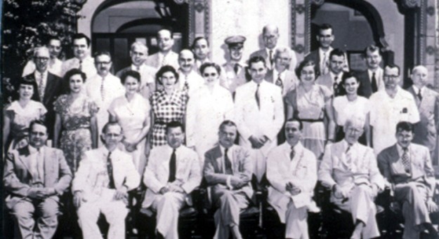 Escuela de Medicina de la UPR celebra 65 años de historia