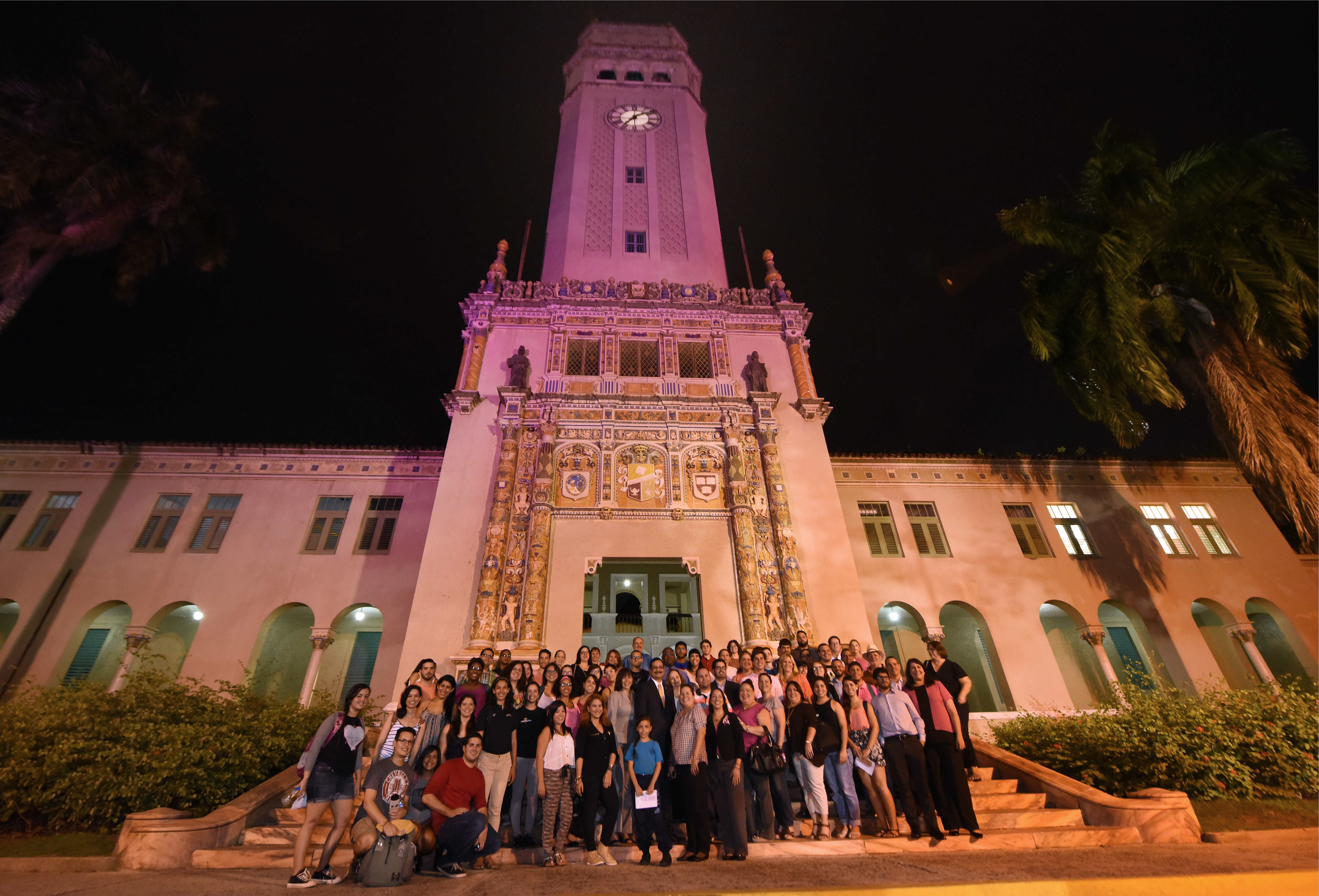 Encendido Rosado Torre UPR La Torre de la UPR se ilumina de rosa