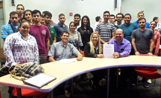 UPR Utuado firma acuerdo colaborativo que facilitará a jóvenes  establecer sus propias agro empresas