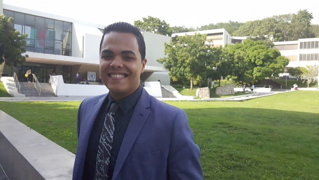 José Javier Hernández Ayala Científico boricua estudia de qué depende que llueva en Puerto Rico