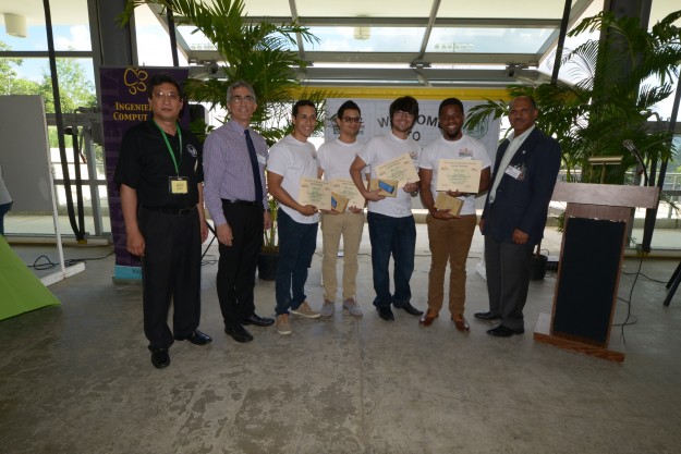 KYA (Know your Area), aplicación de seguridad que le indica a los turistas cuáles son los lugares de mayor incidencia criminal de un país, desarrollada por Christian Vázquez, Joel Corporán, Christian Montes y Luis Morales, de Ingeniería de Computadoras, ganó el primer lugar Open Casptone. Innovación en proyectos de Ingeniería de los estudiantes del RUM
