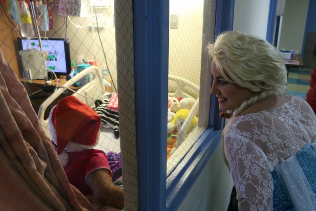 Parranda del RCM al Hospital Pediátrico Ciencias Médicas lleva la alegría de la Navidad al hospital Pediátrico