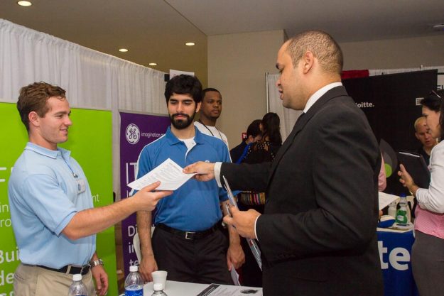 Feria de Empleos UPR Río Piedras Feria de Empleos UPR Río Piedras