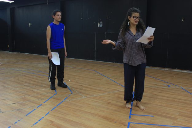 – Miembros del elenco, de izquierda a derecha, Andrea Rovira y Yan Ramosmfulla - Miembros del elenco, de izquierda a derecha, Andrea Rovira y Yan Ramosmfulla