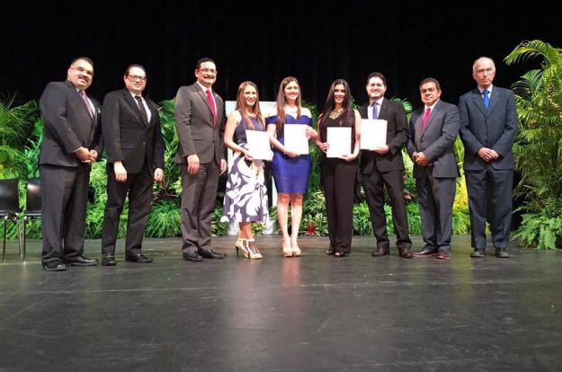 Graduación Residentes RCM 2016 Graduación Residentes RCM 2016