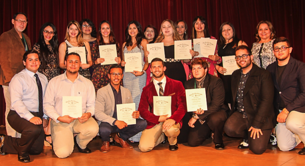 Delegación del Capítulo Zeta Lambda en la noche de las premiaciones en la Convención Nacional de Sociedad Nacional de Honor de Biología