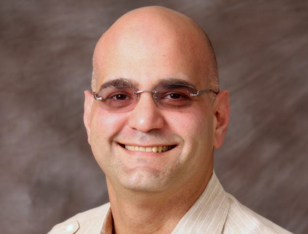 Dr. Carlos R. Ruiz Martínez, Catedrático Asociado del Departamento de Ciencias Naturales de la UPR-Aguadilla, Decano Auxiliar de Asuntos Académicos, Interino Dr. Carlos R. Ruiz Martínez, Catedrático Asociado del Departamento de Ciencias Naturales de la UPR-Aguadilla, Decano Auxiliar de Asuntos Académicos, Interino