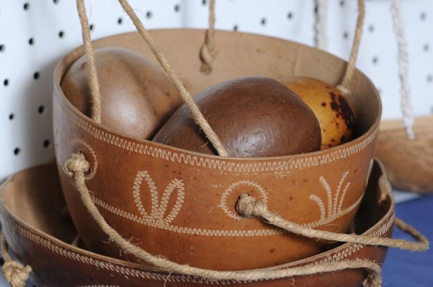 Exposición Artesanal de Higueras Caribeñas en UPR en Bayamón Exposición Artesanal de Higueras Caribeñas en UPR en Bayamón