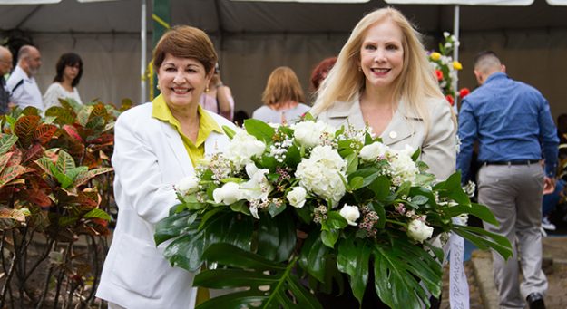 Rectora María de los Angeles Castro y Dra Nivea Fernandez Vicepresidenta UPR