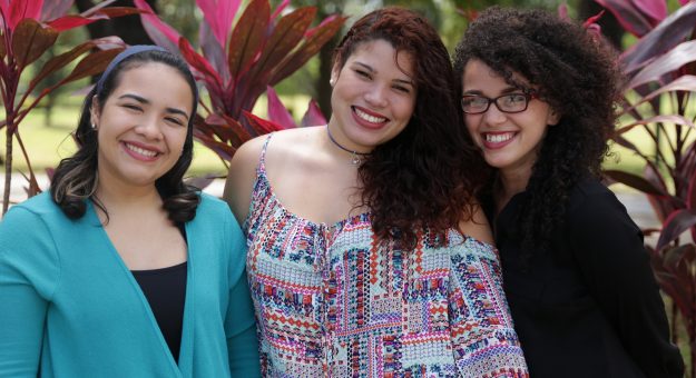 De izquierda a derecha: Adriana Cabral, Ashlee Cruz, Alondra Negrón