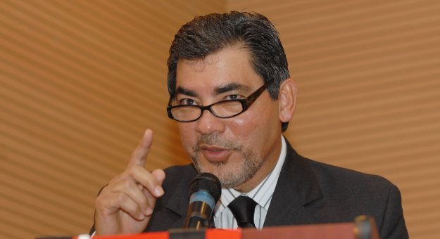 Dr. José Seguinot Barbosa, catedrático del Departamento de Salud Ambiental de la Escuela Graduada de Salud Pública (EGPS) del Recinto de Ciencias Médicas