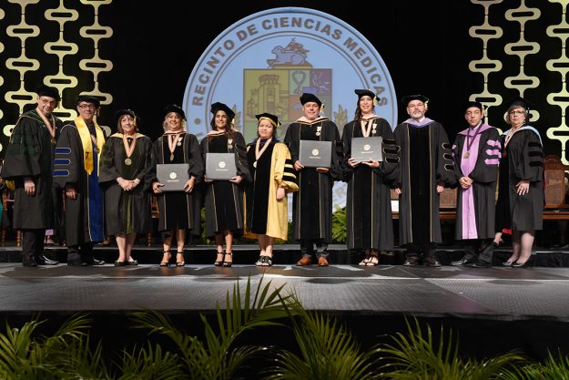 Recinto de Ciencias Médicas gradúa a 825 profesionales de la salud y la medicina Recinto de Ciencias Médicas gradúa a 825 profesionales de la salud y la medicina