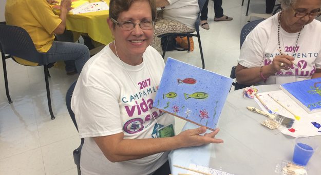 Escuela de Profesiones de la Salud y MMM dan vida y salud a nuestros viejos