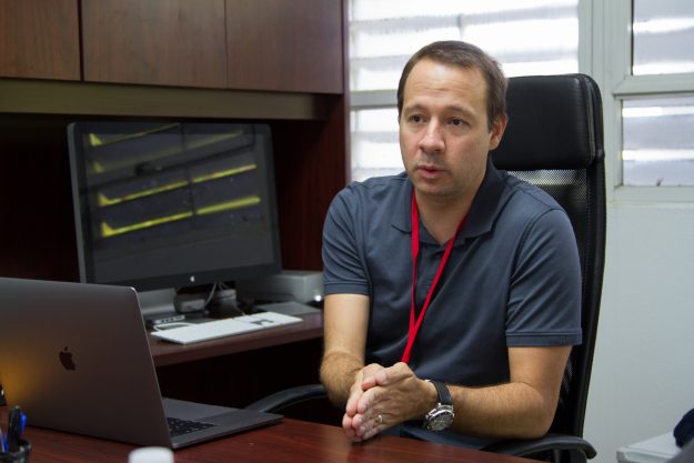 Prof. Ricardo Betancur Prof. Ricardo Betancur