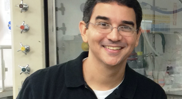 Dr. Eliud Hernández