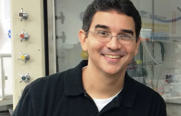 Dr. Eliud Hernández Dr. Eliud Hernández