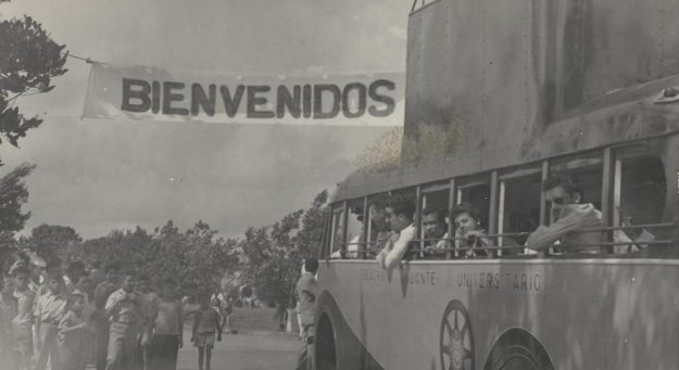 70 años del Teatro Rodante Universitario