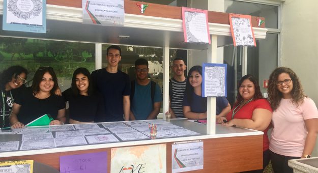 Estudiantes de UPR Cayey