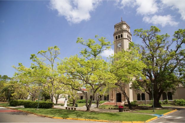 Escuela Graduada de Planificación de la UPR en Río Piedras recibe reacreditación Escuela Graduada de Planificación de la UPR en Río Piedras recibe reacreditación