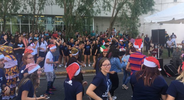 Comparsa y Anticipo Navideño en UPR Bayamón