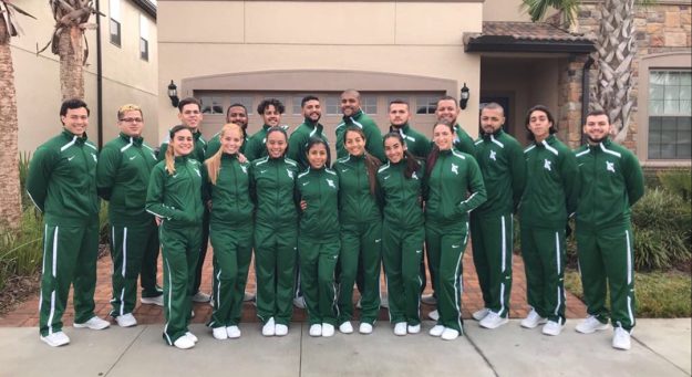 Eeuipo de porrismo del RUM