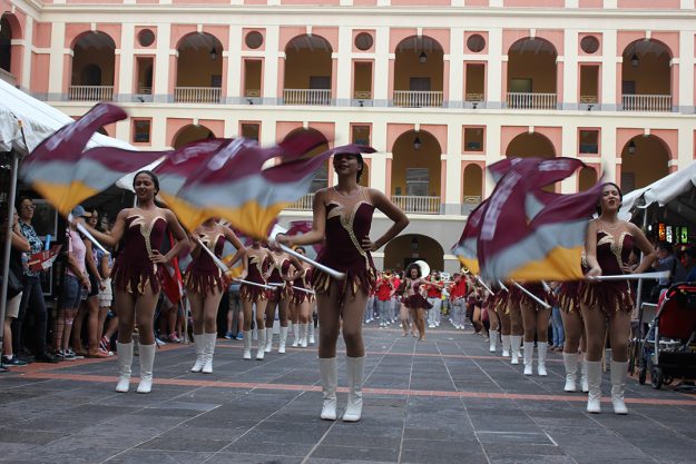 Marching Band, Abanderadas y Dance Team UPR Humacao en Cuartel de Ballajá Marching Band, Abanderadas y Dance Team UPR Humacao en Cuartel de Ballajá