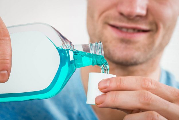 Investigadora de Ciencias Médicas concluye que los enjuagadores bucales podrían incrementar el riesgo de diabetes Investigadora de Ciencias Médicas concluye que los enjuagadores bucales podrían incrementar el riesgo de diabetes