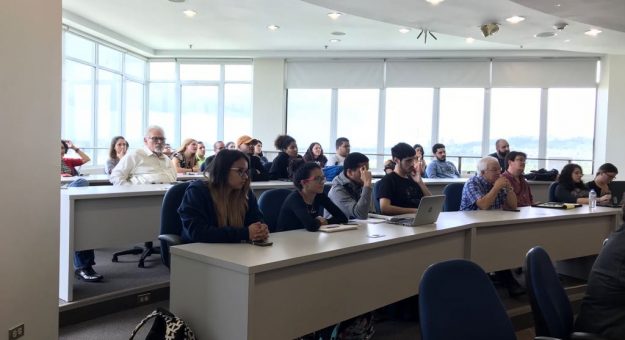 Acuerdo Centro Molecular y UPRB