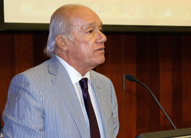 Dr. Alteiri Dr. Alteiri