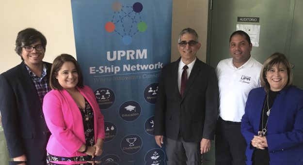 Ubaldo Córdova, ayudante de la Rectora; Mariel Nieves, decana de Administración de Empresas; Agustín Rullán, decano de Ingeniería; Walter Alomar, presidente de la Junta de Gobierno de la UPR; y Wilma Santiago, rectora interina del RUM.