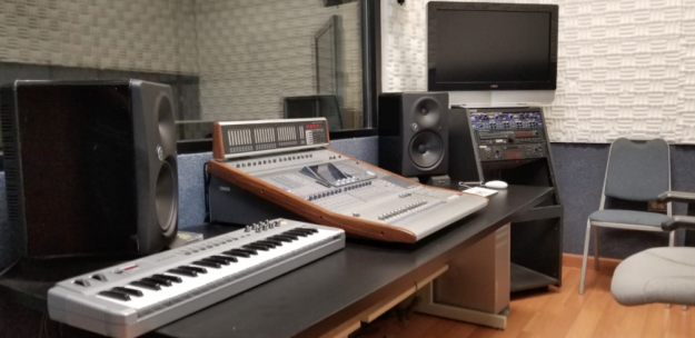 Destacados periodistas y profesores desarrollarán Diálogo en los recintos de la UPR Destacados periodistas y profesores desarrollarán Diálogo en los recintos de la UPR