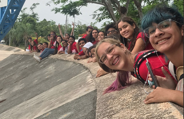 Estudiantes exploran las Humanidades en campamento de verano – Arquitectura Estudiantes exploran las Humanidades en campamento de verano - Arquitectura