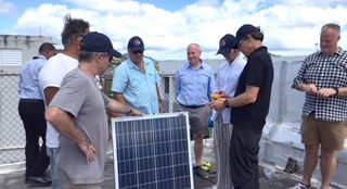 Casa Universidad de UPR-Cayey recibe donativo de energía solar