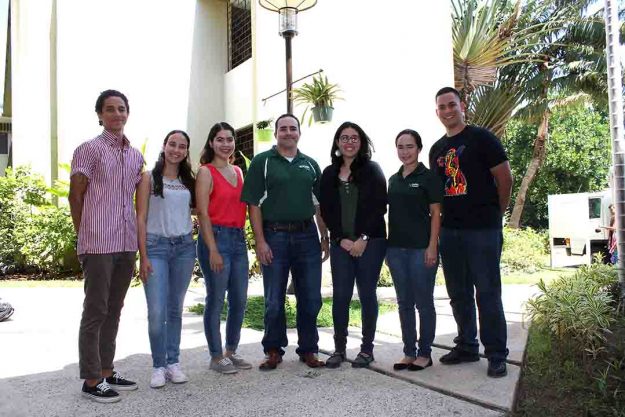 El equipo investigativo del proyecto Advancing Leaders 2 the Doctorate, en el Recinto Universitario de Mayagüez. El equipo investigativo del proyecto Advancing Leaders 2 the Doctorate, en el Recinto Universitario de Mayagüez.