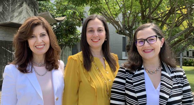 Las doctoras Evangelia Morou Bermúdez, Carmen J. Buxó Martínez y Karen G. Martínez González