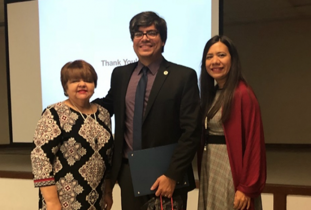 De izquierda a derecha la Prof. Carmen A. Bracero Lugo, Rectora Interina UPR Ponce, el Dr. Ubaldo M. Córdova Figueroa, Vicepresidente Interino UPR, y la Dra. Joahana Ramos Virola, Decana Asociada de Asuntos Académicos UPR Ponce. De izquierda a derecha la Prof. Carmen A. Bracero Lugo, Rectora Interina UPR Ponce, el Dr. Ubaldo M. Córdova Figueroa, Vicepresidente Interino UPR, y la Dra. Joahana Ramos Virola, Decana Asociada de Asuntos Académicos UPR Ponce.