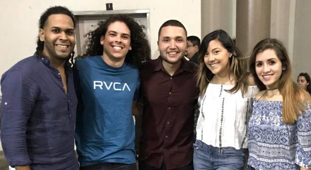 Grupo de estudiantes de la UPRA que participaron del documental Tiempos de Pensar