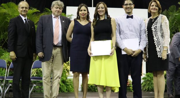 Escuela de Medicina UPR gradúa a 124 médicos residentes