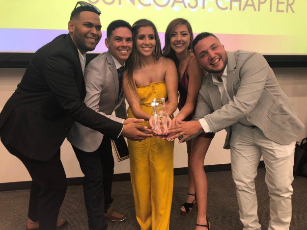 Estudiantes de la UPR Arecibo triunfan en los Emmy Estudiantes de la UPR Arecibo triunfan en los Emmy