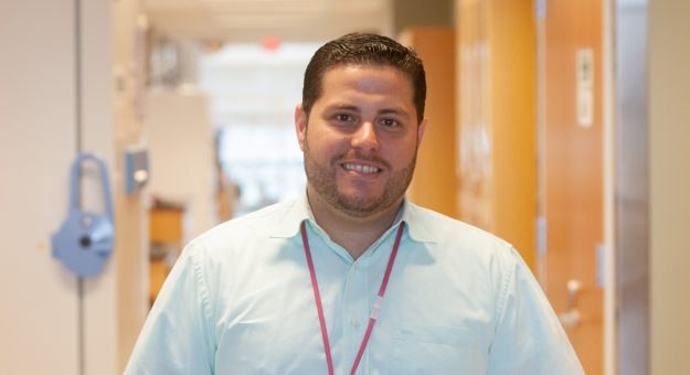 Dr. Eduardo Nicolau, UPR Río Piedras - Facultad de Ciencias Natulares proyecto con NASA