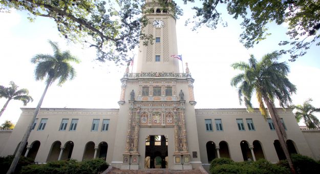 Torre UPR Río Piedras