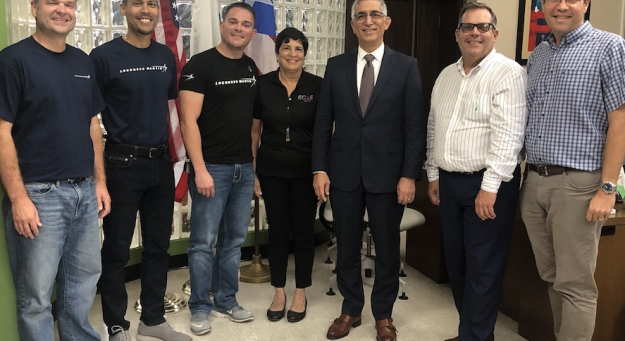 Rector y funcionarios del RUM junto a ejecutivos de Lockheed Martin