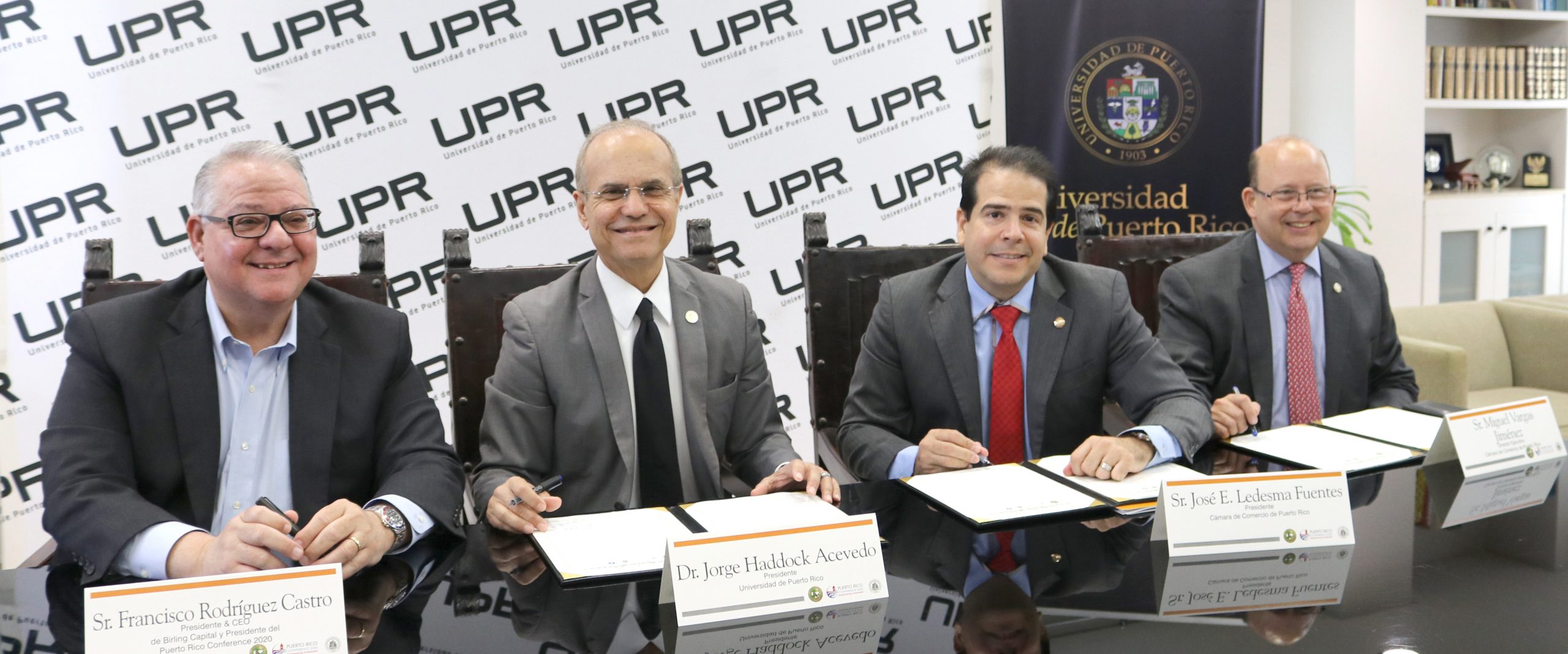 Universidad de Puerto Rico, Cámara de Comercio de Puerto Rico y Birling Capital firman Memorando de Entendimiento para crear la iniciativa Transformando a Puerto Rico como parte del “Puerto Rico Conference 2020” Universidad de Puerto Rico, Cámara de Comercio de Puerto Rico y Birling Capital firman Memorando de Entendimiento para crear la iniciativa Transformando a Puerto Rico como parte del “Puerto Rico Conference 2020”