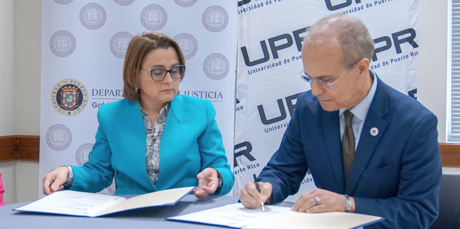 Departamento de Justicia y Universidad de Puerto Rico firman acuerdo de colaboración Departamento de Justicia y Universidad de Puerto Rico firman acuerdo de colaboración