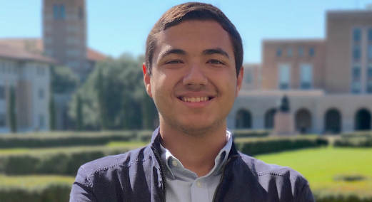 Estudiante Kevin Ortiz Ceballos UPR Rio Piedras en Houston - Beca Barry M. Goldwater