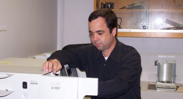 Dr. Marco De Jesús