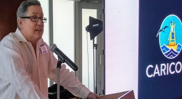 El profesor Aurelio Mercado Irizarry, catedrático retirado del Departamento de Ciencias Marinas del RUM, recibió un nombramiento como integrante del Tsunami Science and Technology Advisor Panel de la Administración Nacional Oceánica y Atmosférica (NOAA). (Suministrada)