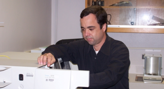 1-Dr. Marco de Jesús